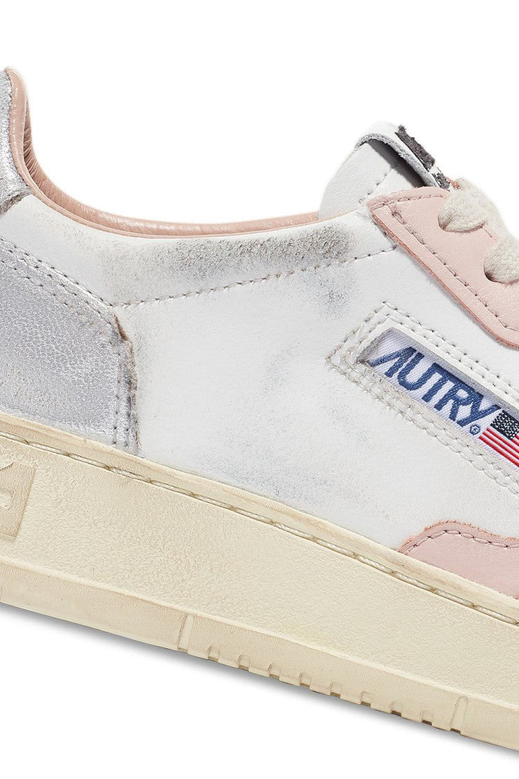 Autry Women’S Super Vintage Leather Sneakers