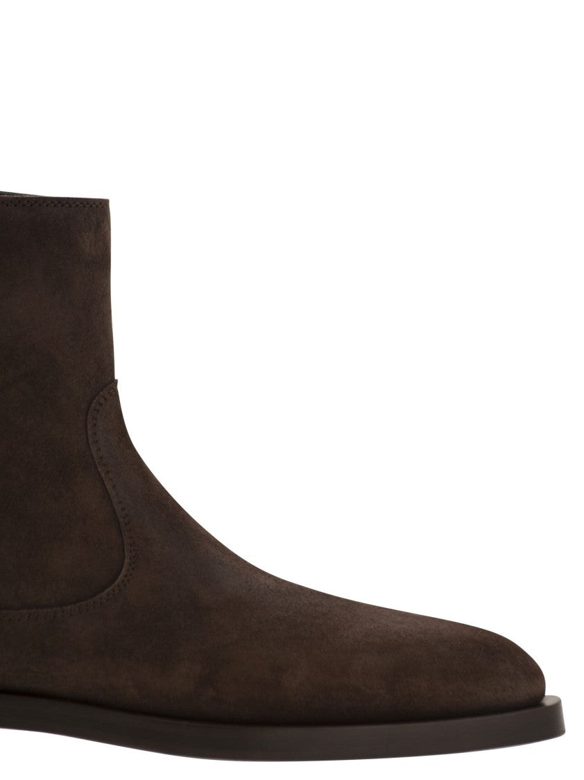 Brunello Cucinelli Chelsea Boot In Suede
