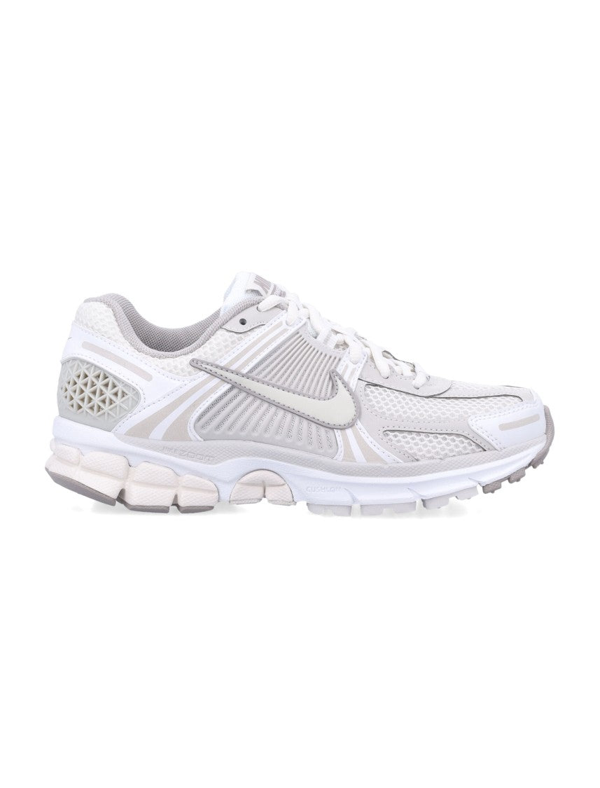 Nike Wmns Zoom Vomero 5 Sneakers