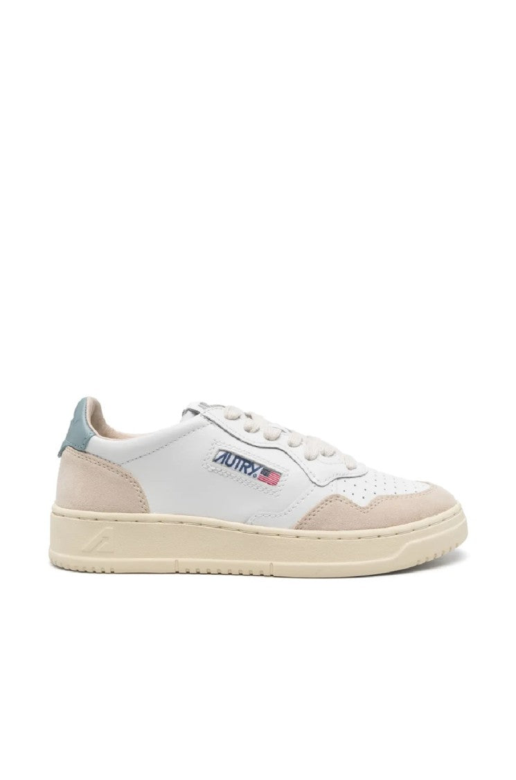 Autry Medalist Low-Top Sneakers With Perforated Toe