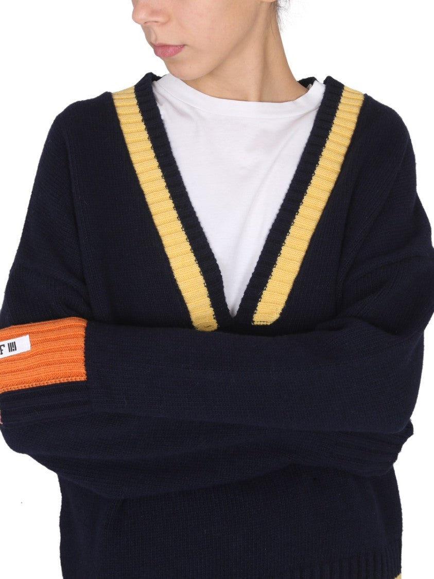 Right For Relaxed V-Neck Jersey