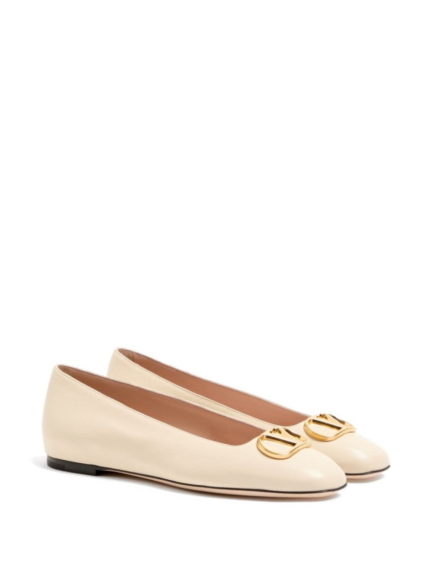 Valentino Garavani Cream Pointed Toe Leather Logo Flats