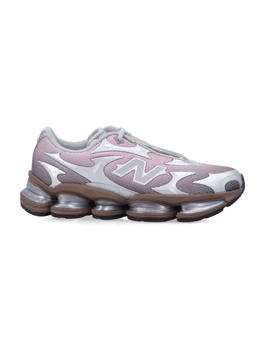 New Balance 2000 Futuristic Mesh Sneakers