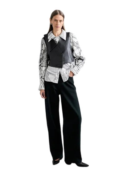032C Goya Loose Cut Jeans