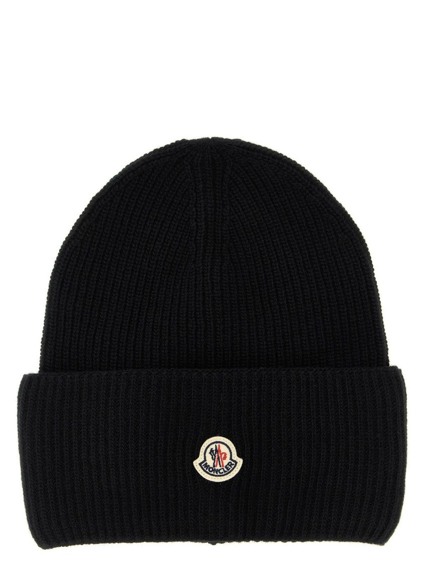 Moncler Classic Black Hat With Rounded Crown Design