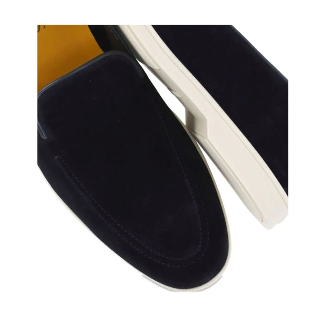 Doucal's Black Minimalist Rubber Sole Calf Leather Loafers