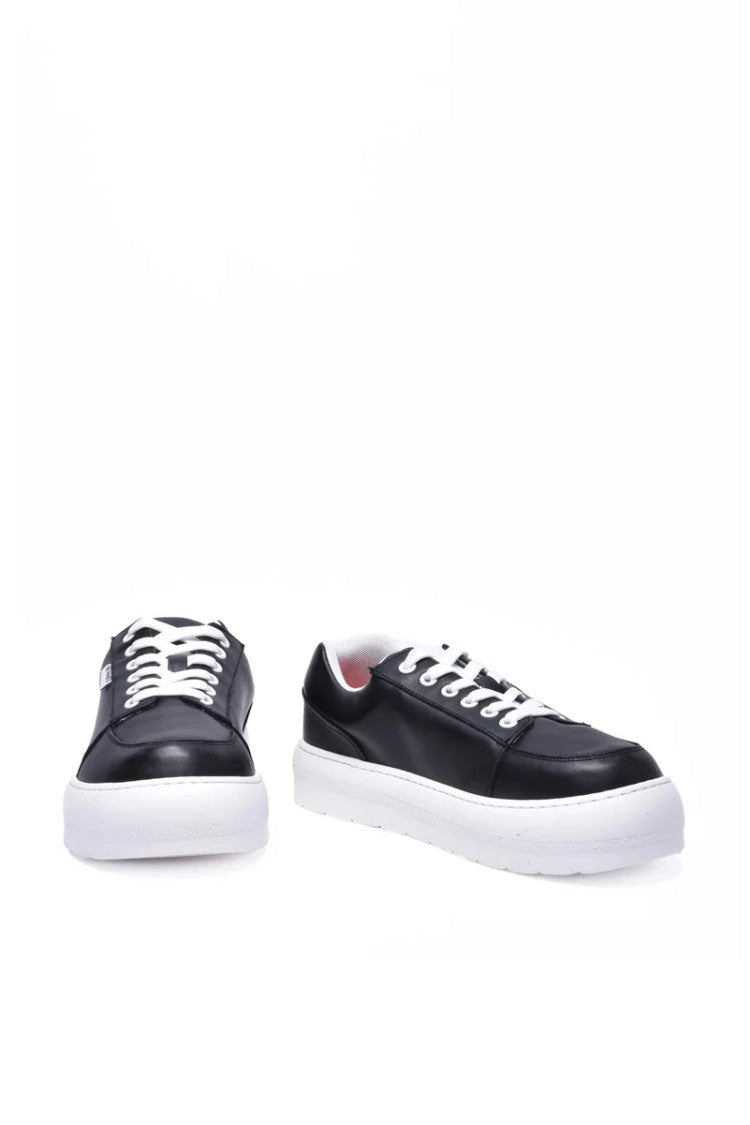 Sunnei Leather Sneakers - Black/White
