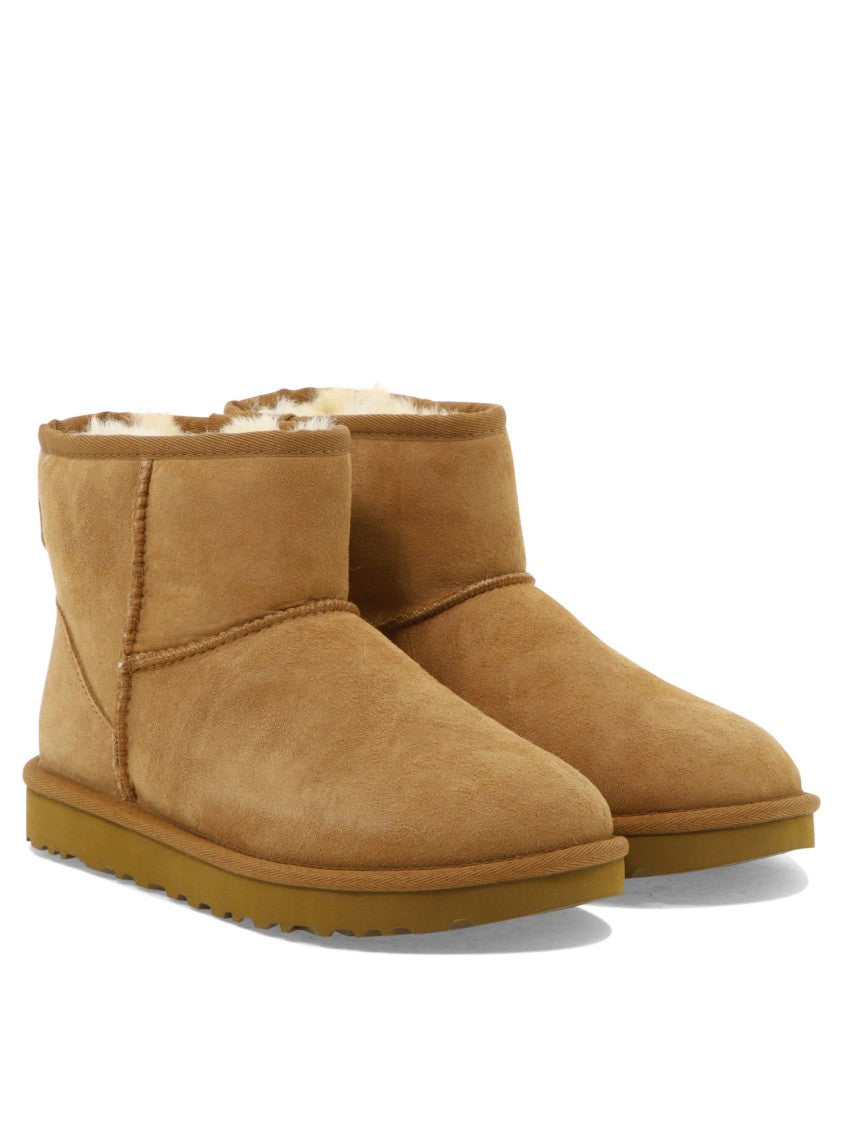 Ugg Short Suede Ankle Boots