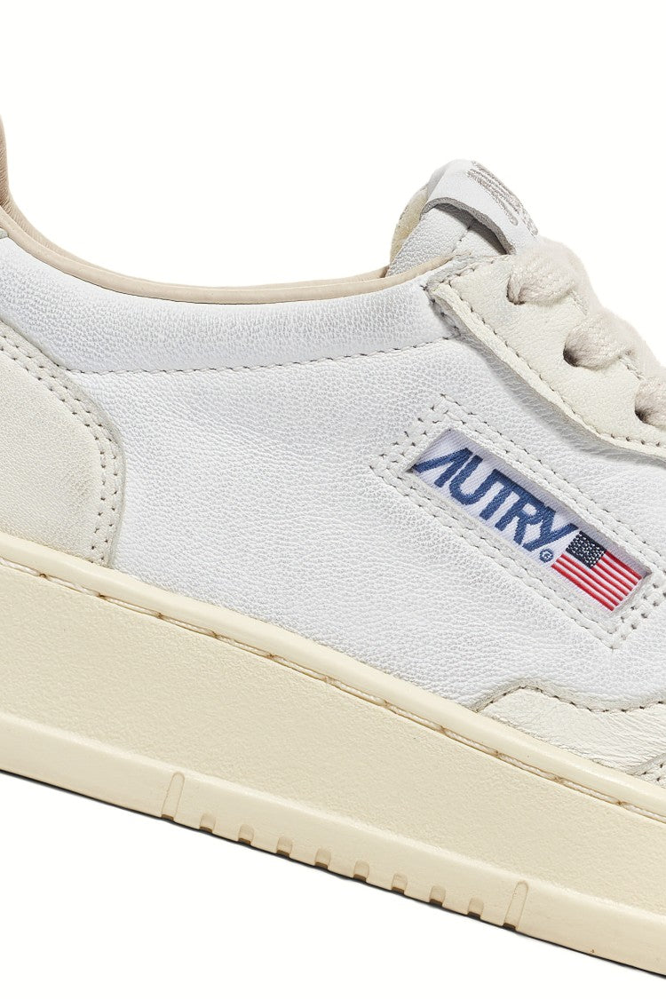 Autry Women’S Medalist Goat Leather Soft Bicolor Sneakers
