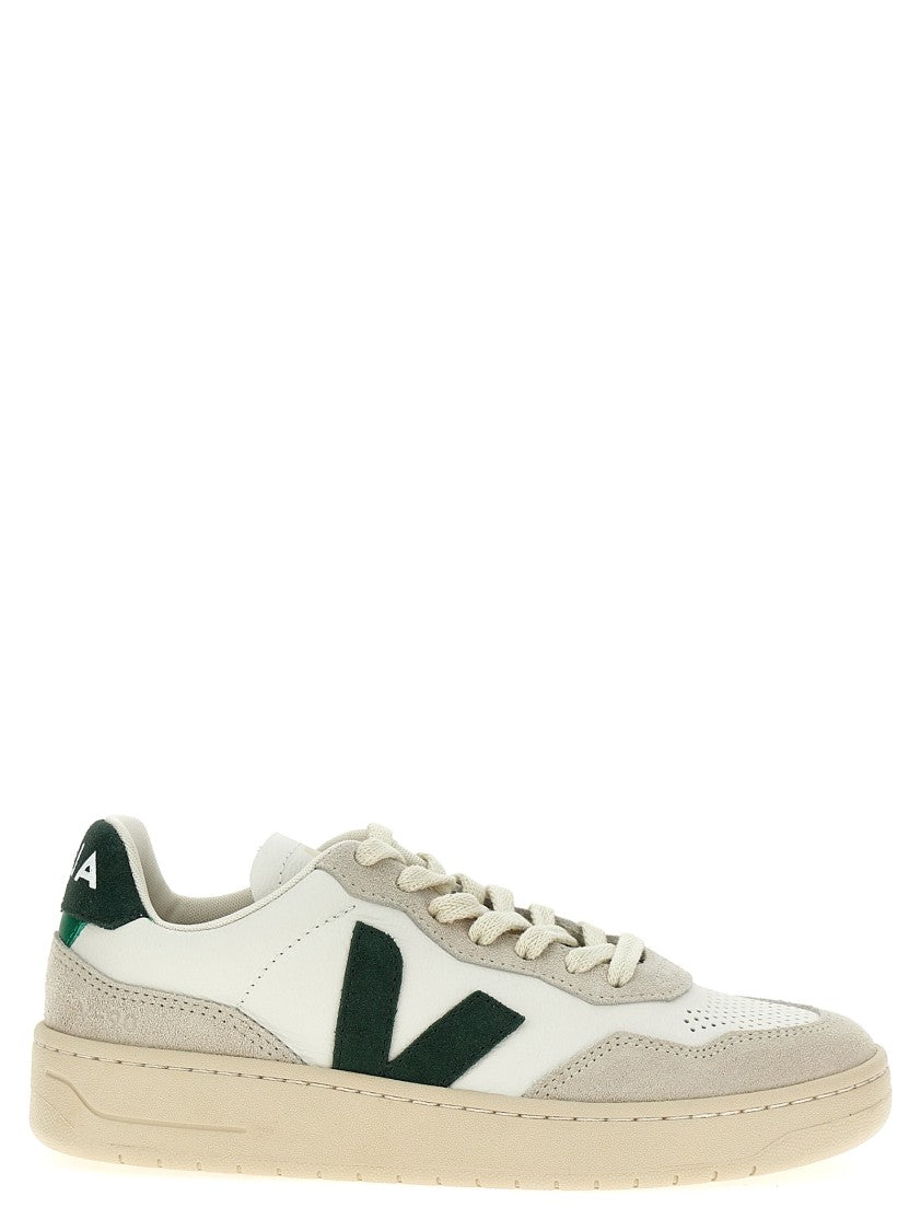 Veja 'V-90' Sneakers
