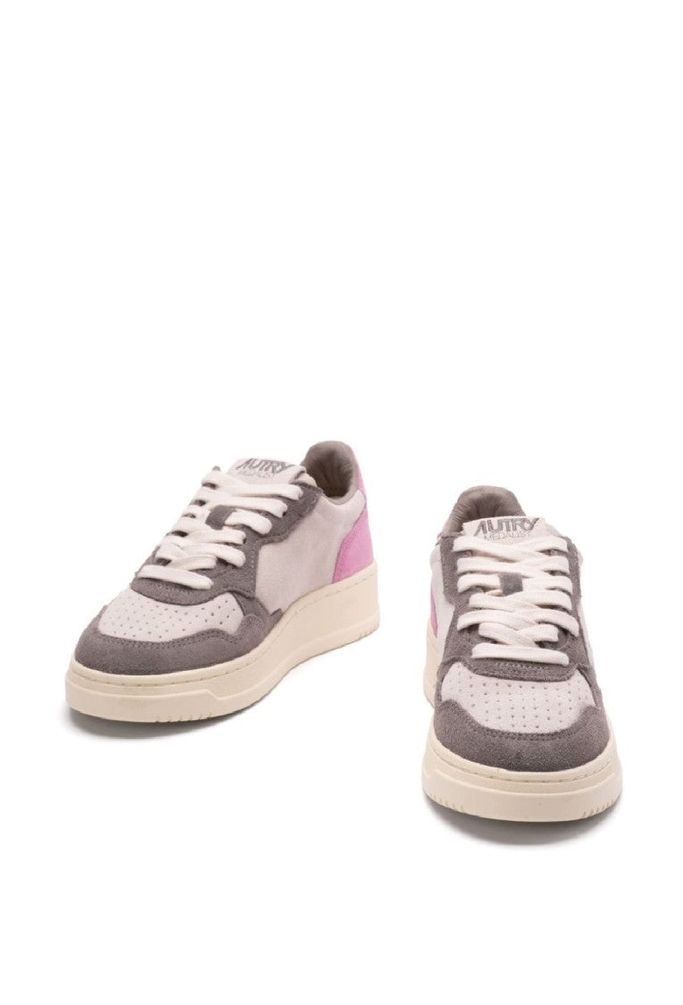 Autry Medalist Low-Top Sneakers