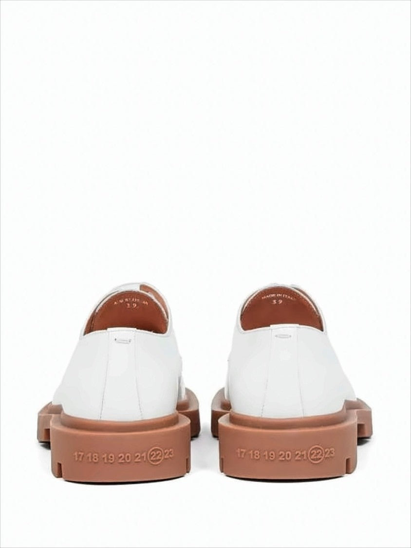 Maison Margiela Sleek White Leather Lace-Up Shoes With Chunky Sole