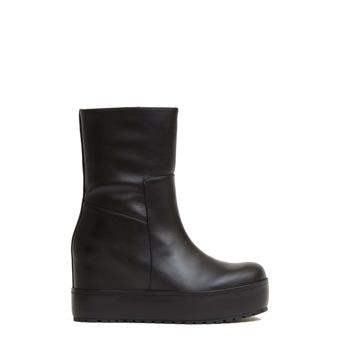Paloma Barceló Ankle Boots With Internal Wedge Heel