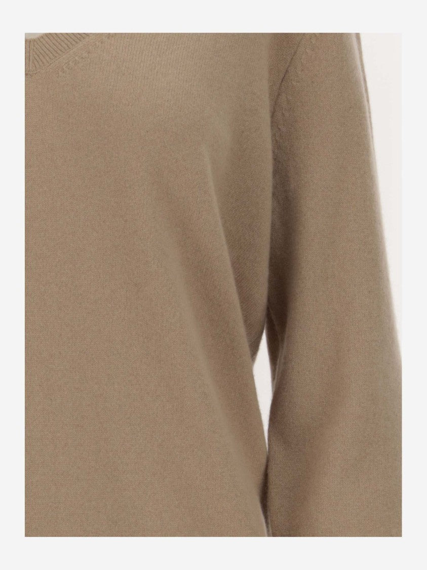 Vince Pure Cashmere Pullover With V-Neck And Ribbed Edges