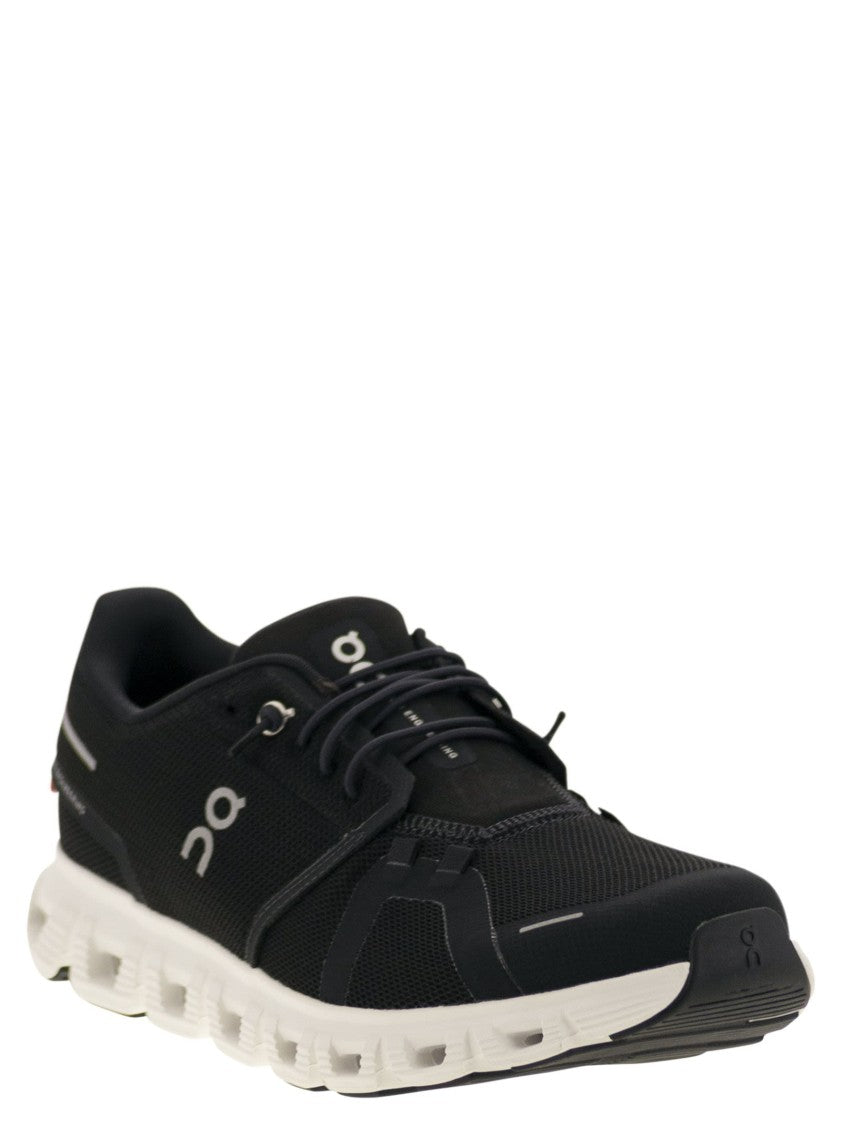 On High-Performance Cloud 6 Sneakers With Enhanced Cushioning