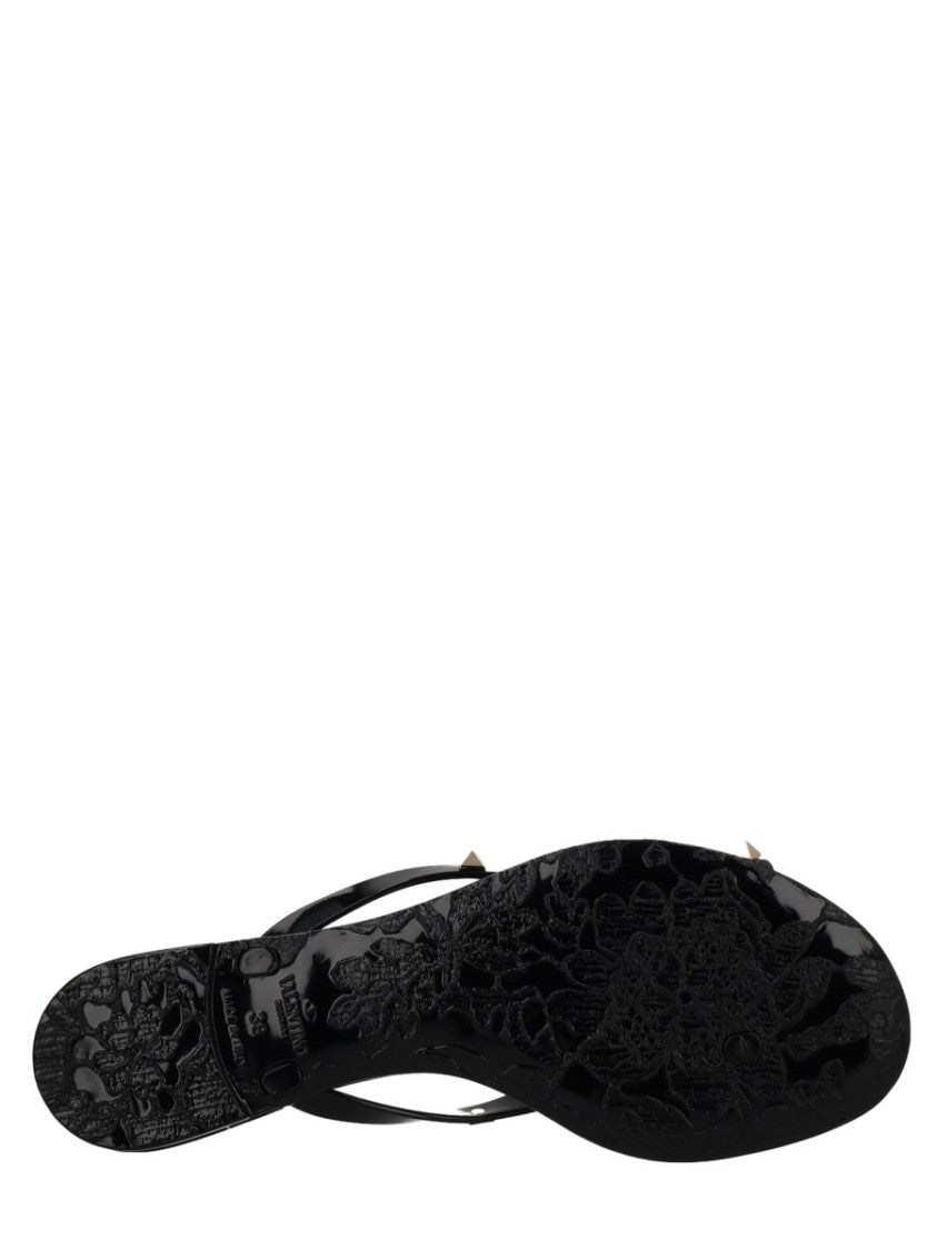 Valentino Garavani Rockstud Pyramid Studded Thong Sandals