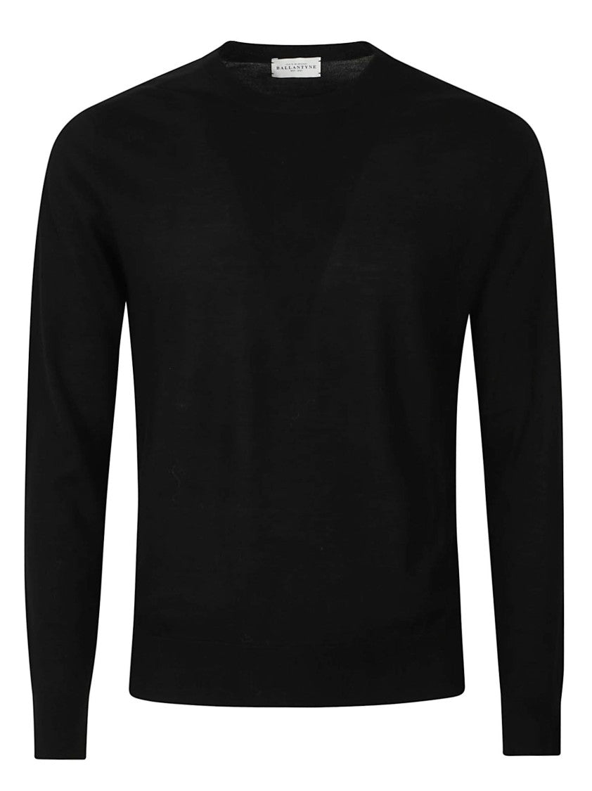 Ballantyne Fine-Knit Black Sweater With Classic Crew Neckline