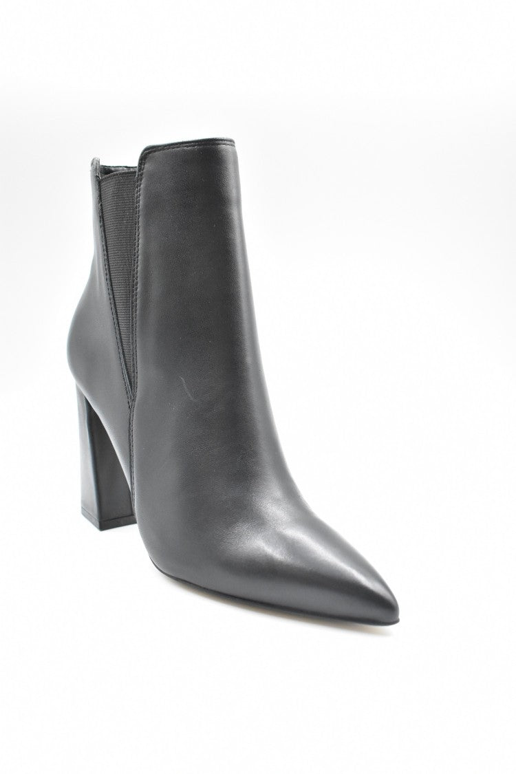 Guess Pointed Toe Ankle Boots With Block Heel And Design