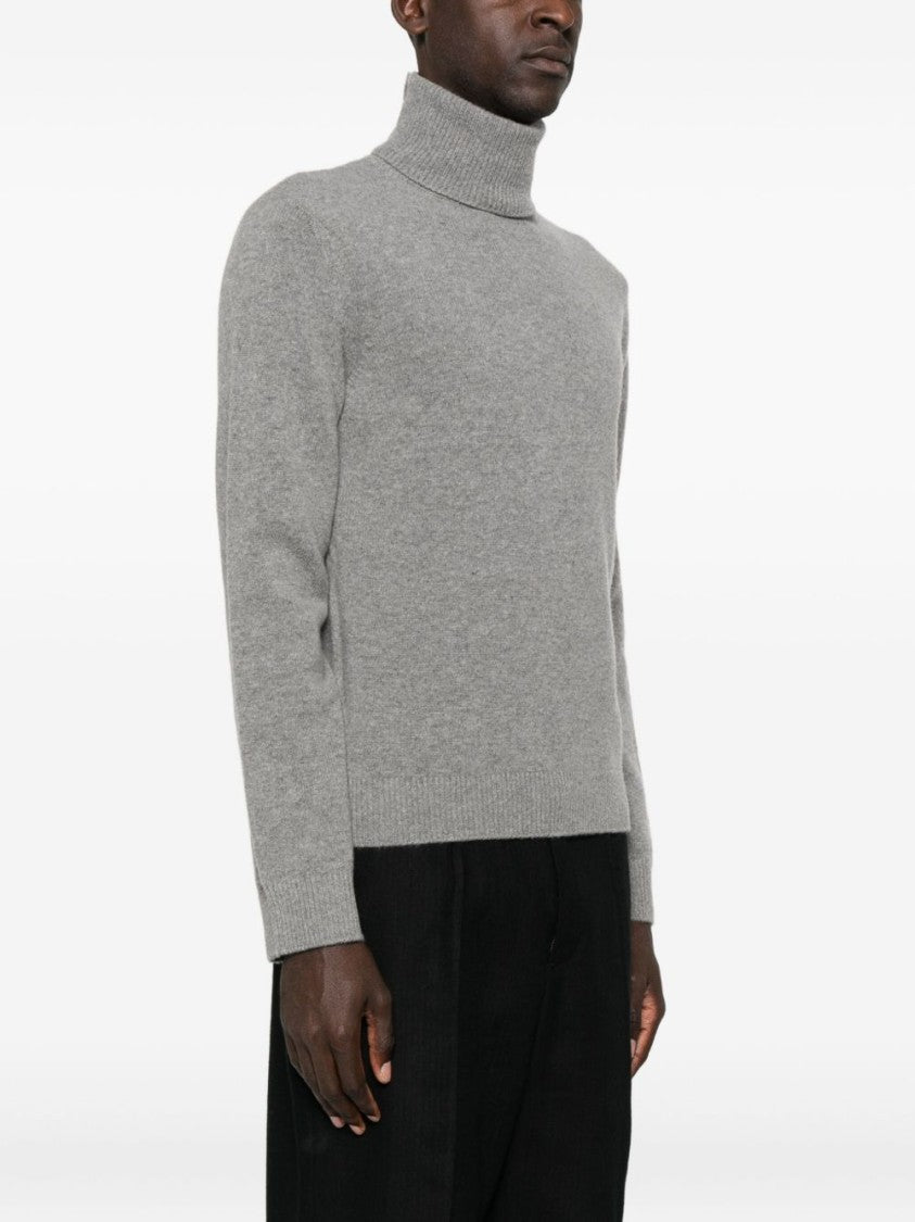 Mm6 By Maison Margiela Classic Knit Grey Sweater With Comfortable Fit