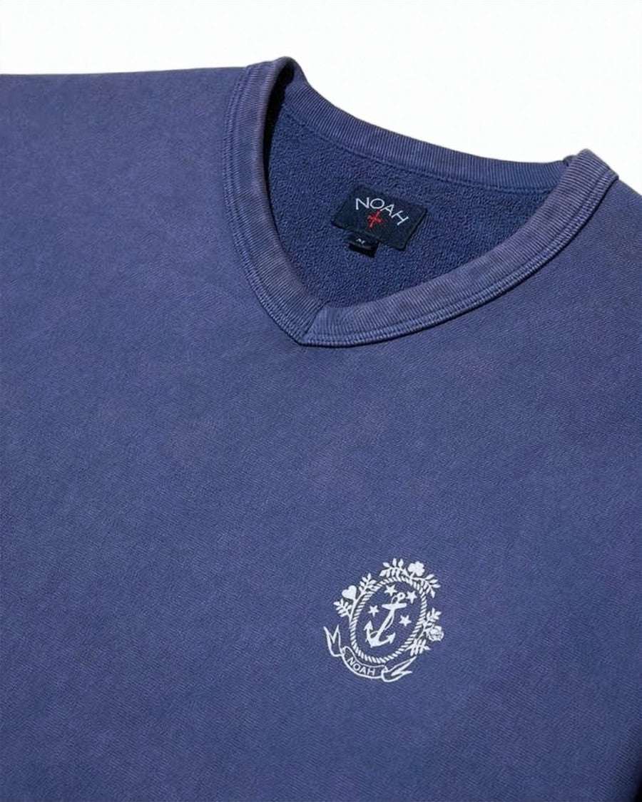 Noah Long-Sleeve Crewneck Sweatshirt With Washed Blue Tone And Emblem