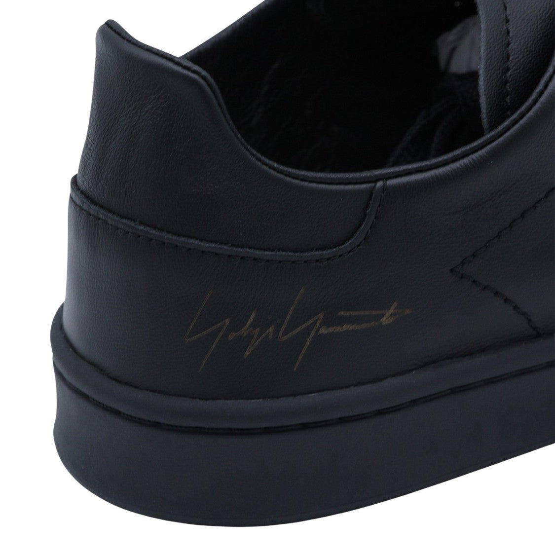Y-3 Low-Top Minimalistic Sneakers With Streamlined Design
