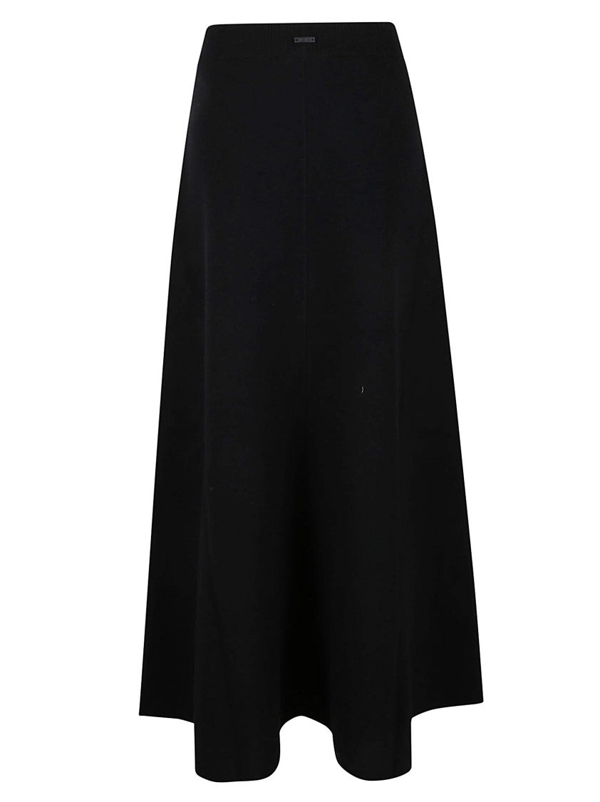 Max Mara Classic A-Line Black Skirt With Fluid Design