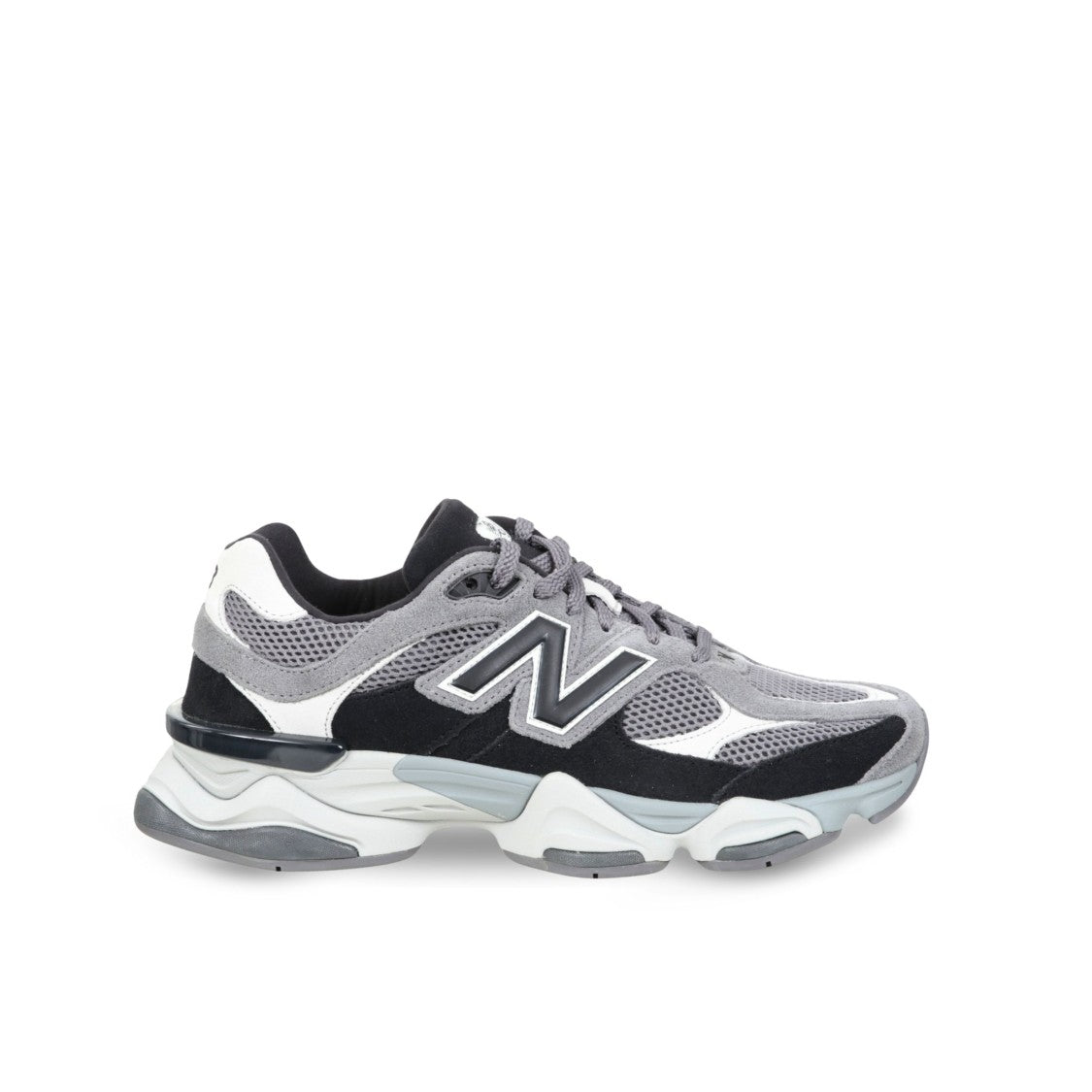 New Balance Comfort-Focused Lifestyle Sneakers With Classic Design