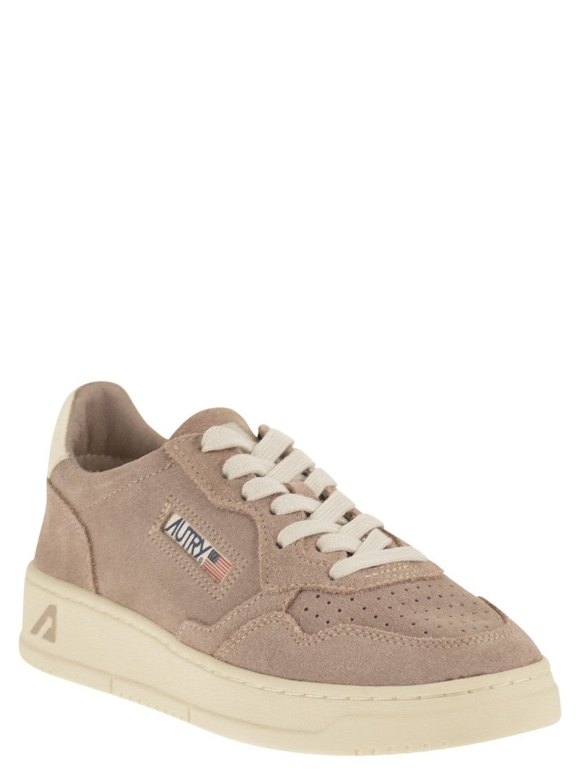 Autry Medalist Low - Suede Sneakers