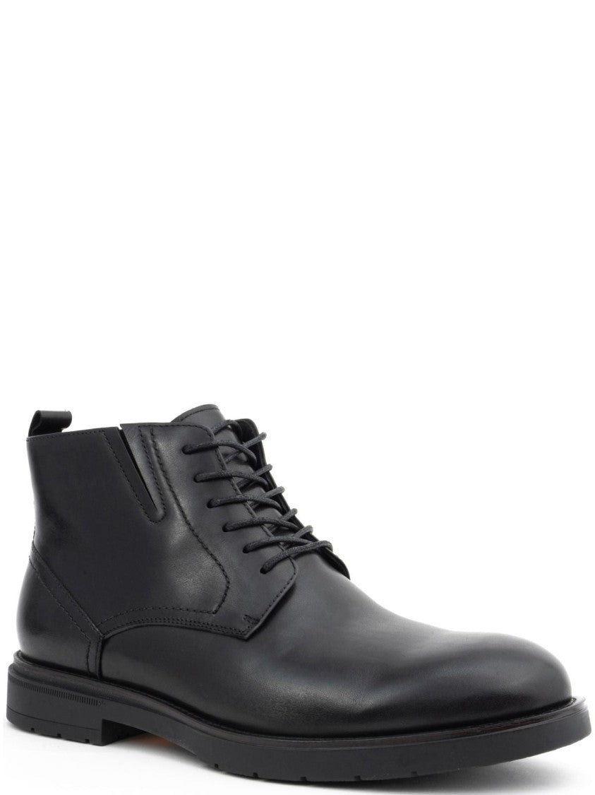 La Conte Closed Ankle Boots With Lace-Up Front