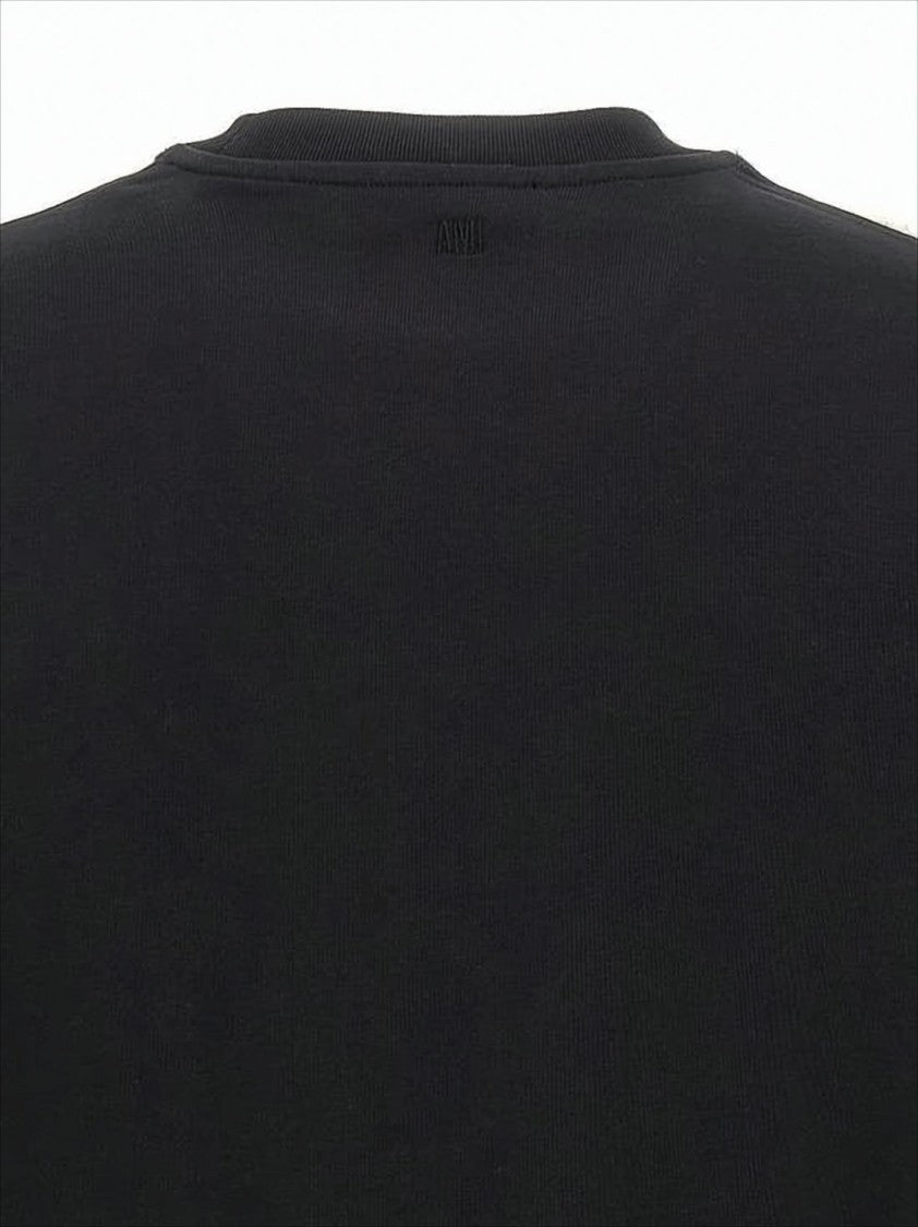 Ami Solid Black Short-Sleeved T-Shirt With Classic Crew Neckline