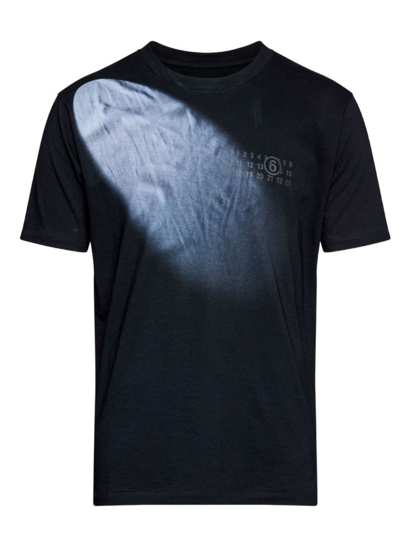 Mm6 By Maison Margiela Gradient Effect Black T-Shirt With Subtle Graphic Print