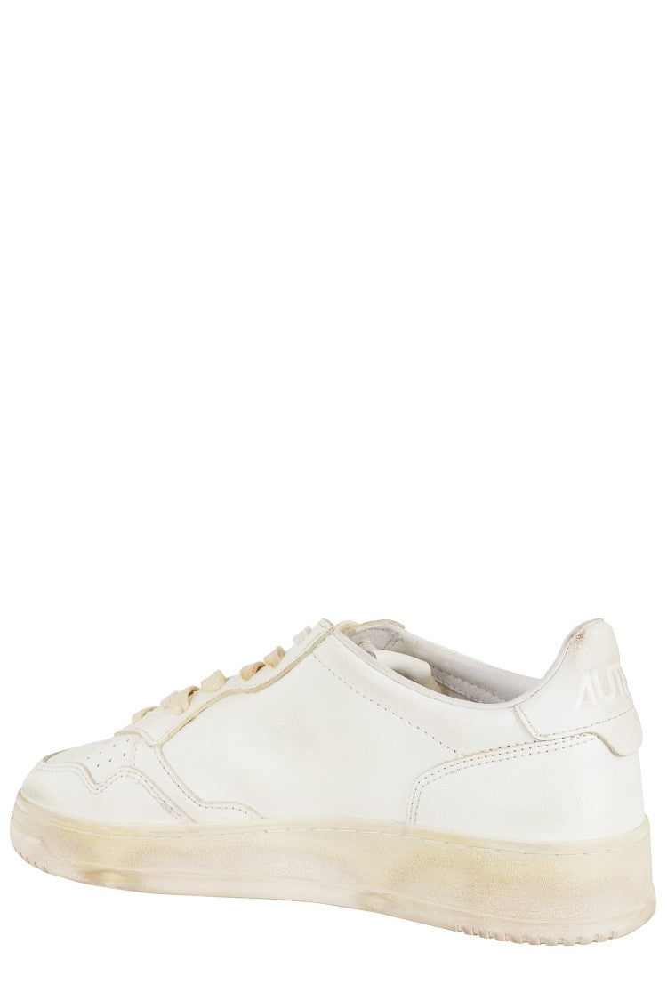 Autry White Sup Vint Low Vintage-Effect Leather Sneakers