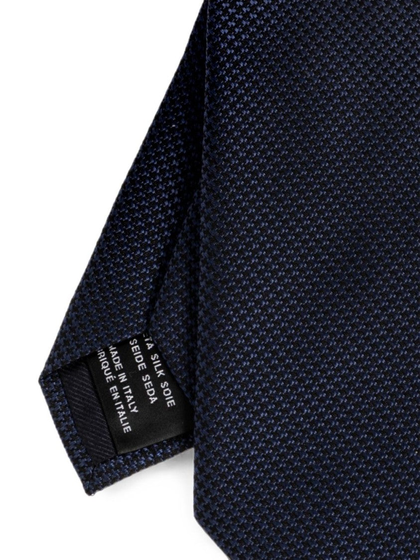 Tom Ford Textured Navy Silk Tie With Classic Pointed Tip