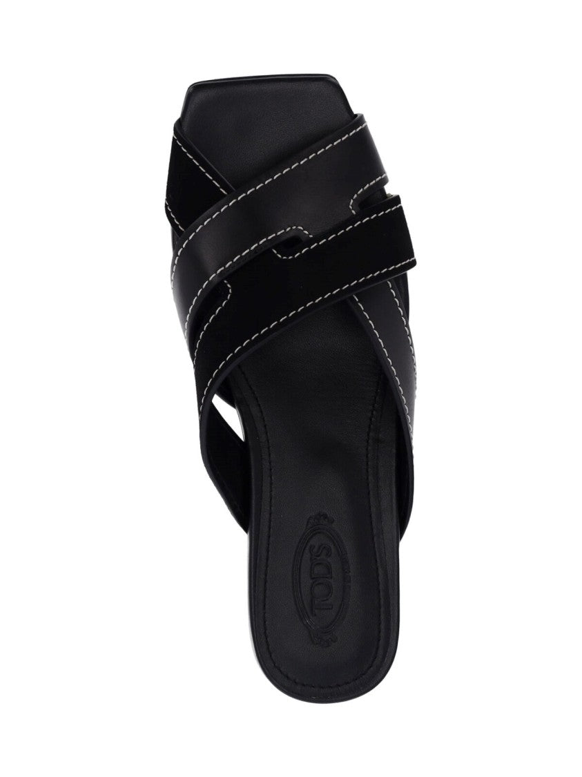 Tod's Slip-On Sandals With Crisscross Strap Design