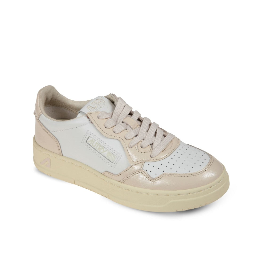 Autry Medalist Low Pink Leather Sneakers