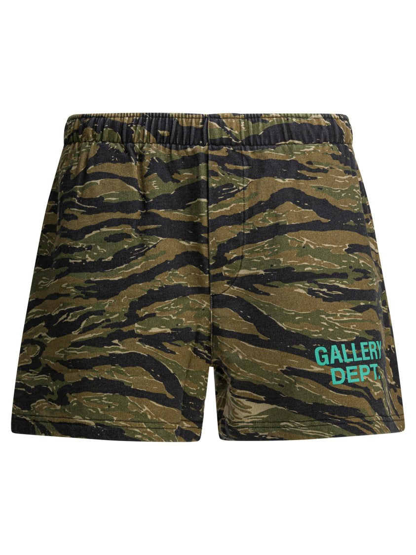 Gallery Dept. Tiger Stripe Camouflage Shorts With Relaxed Fit