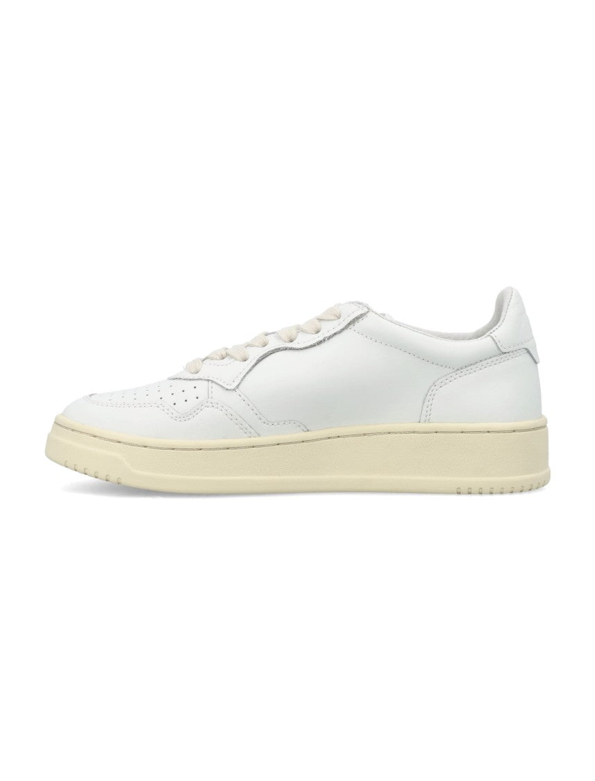 Autry Medalist Low-Top Sneakers