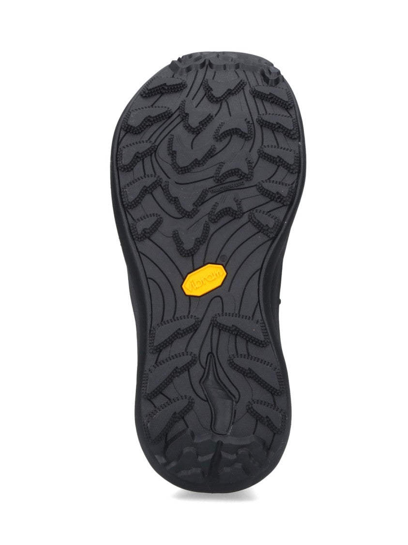 Roa "Sella" Sneakers – Black