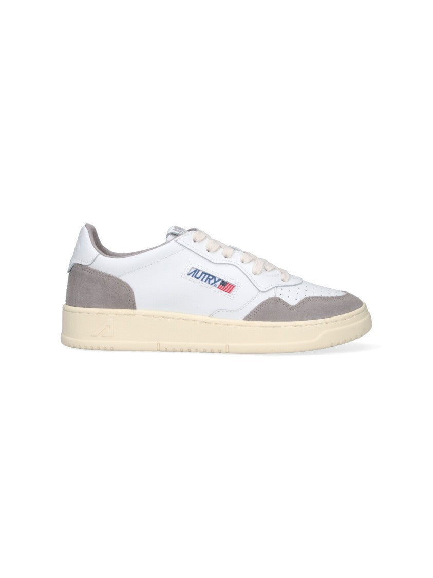 Autry "Medalist" Low-Top Sneakers White