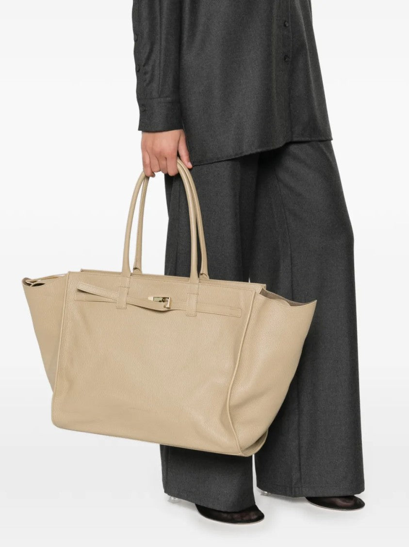 Benedetta Bruzziches Structured Detachable Shoulder Strap Minimalist Handbag