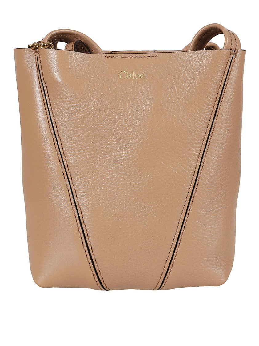 Chloé Structured Grained Leather Handbag With Pendant Chain