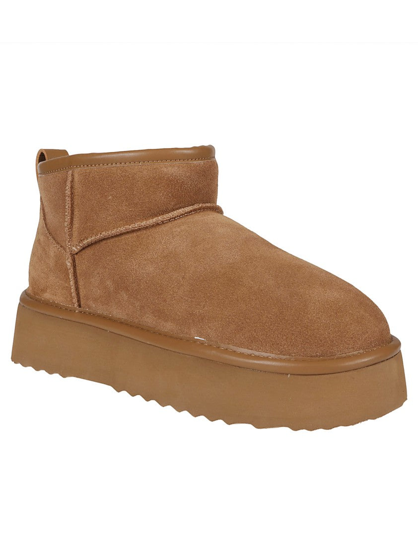 Hoor Vega Low Suede Ankle Boots