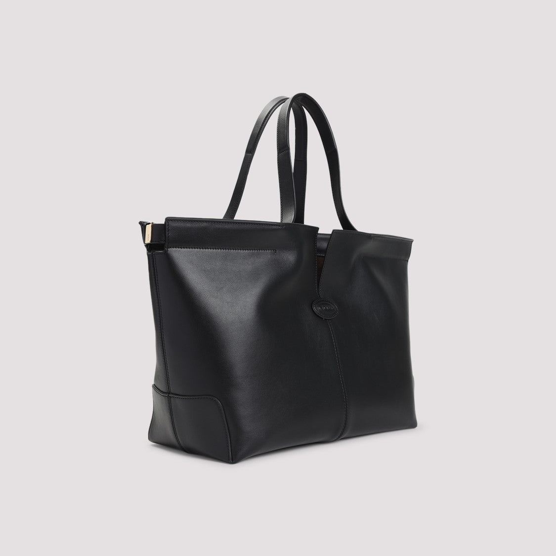 Tod's Black Leather Shoulder Bag With Structured Silhouette