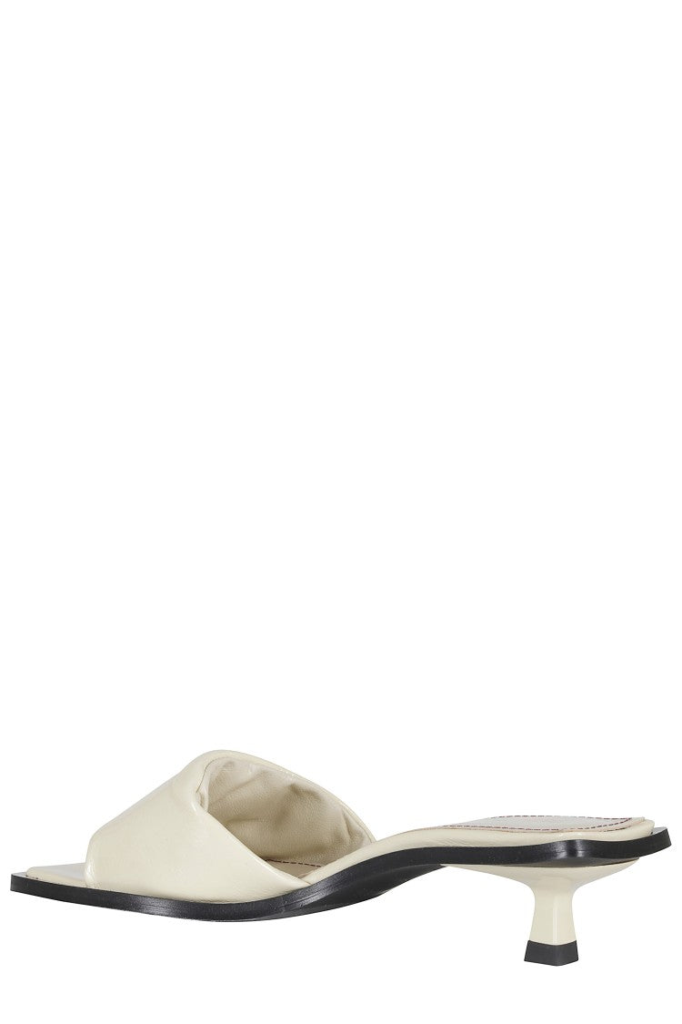 Alohas Cream Kia Square-Toe Leather Mules
