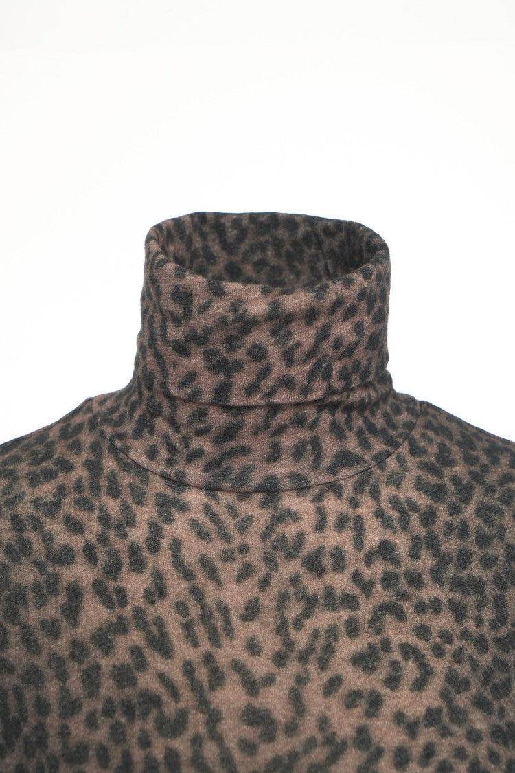 Majestic Filatures Animal Print Semi-Transparent Fitted Turtleneck