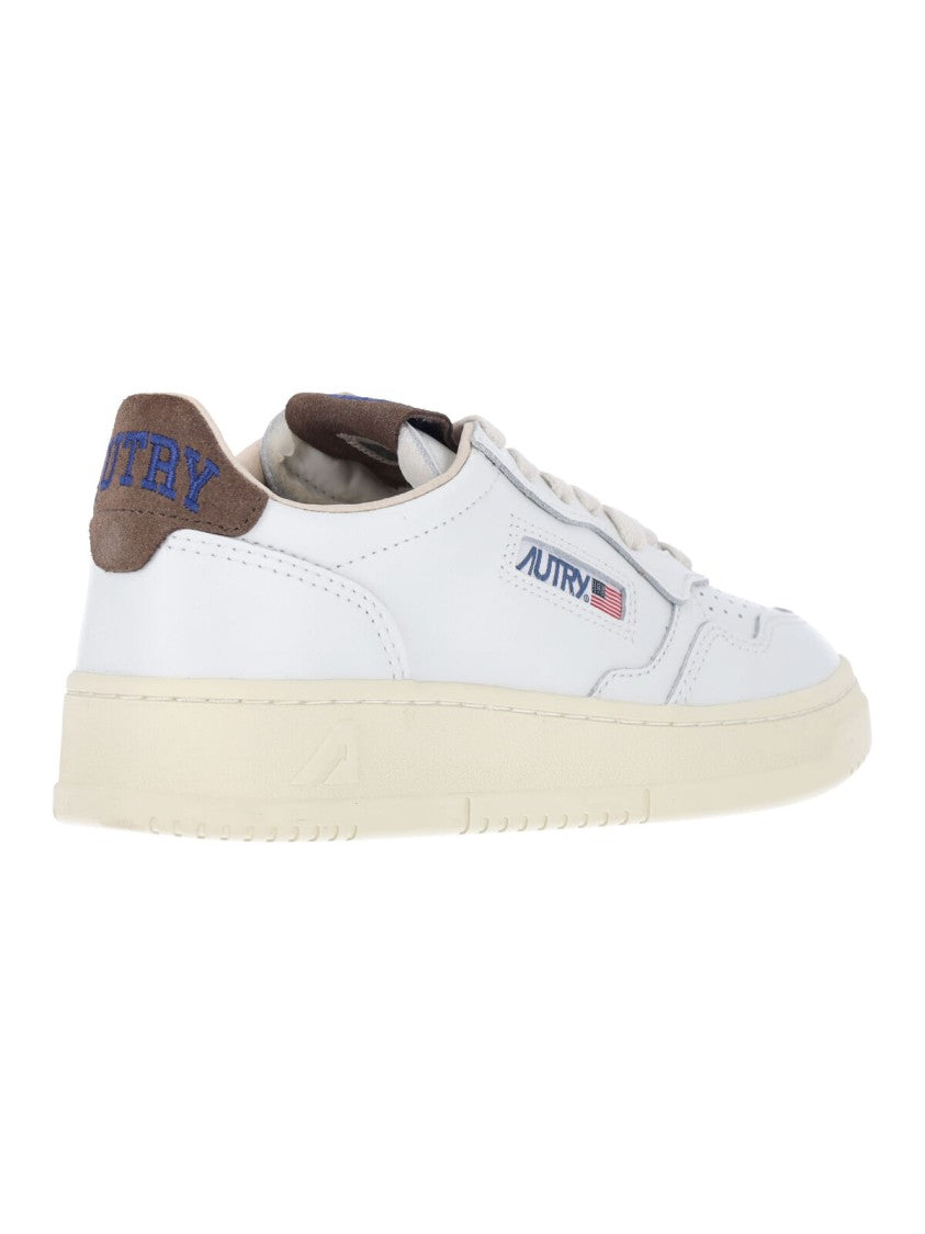 Autry Low-Top Leather Sneakers With Round Toe