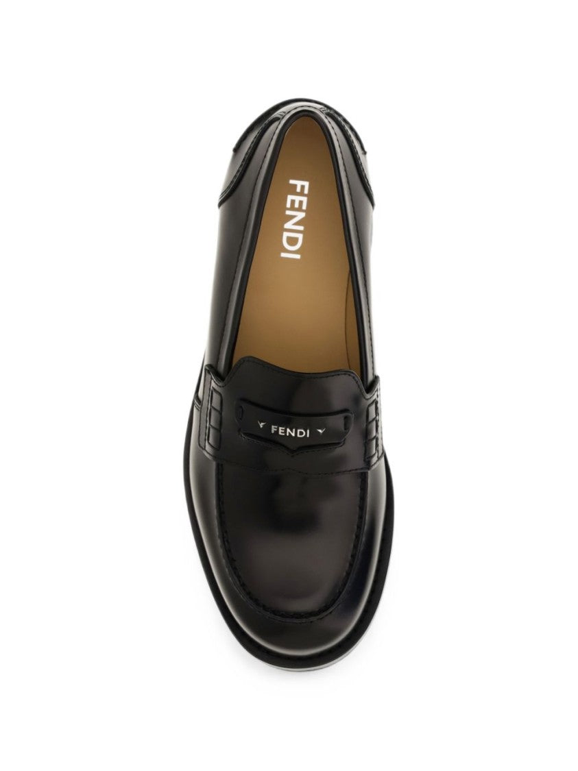 Fendi Polished Leather Metal Plaque Rounded-Toe Loafers