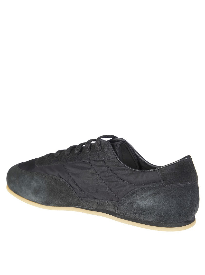 Common Projects Minimal Runner Low Profile Sneakers