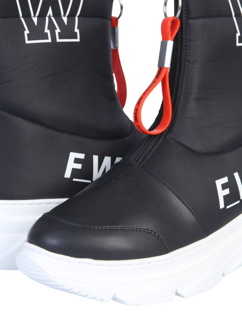 Forward Black Leather Boots