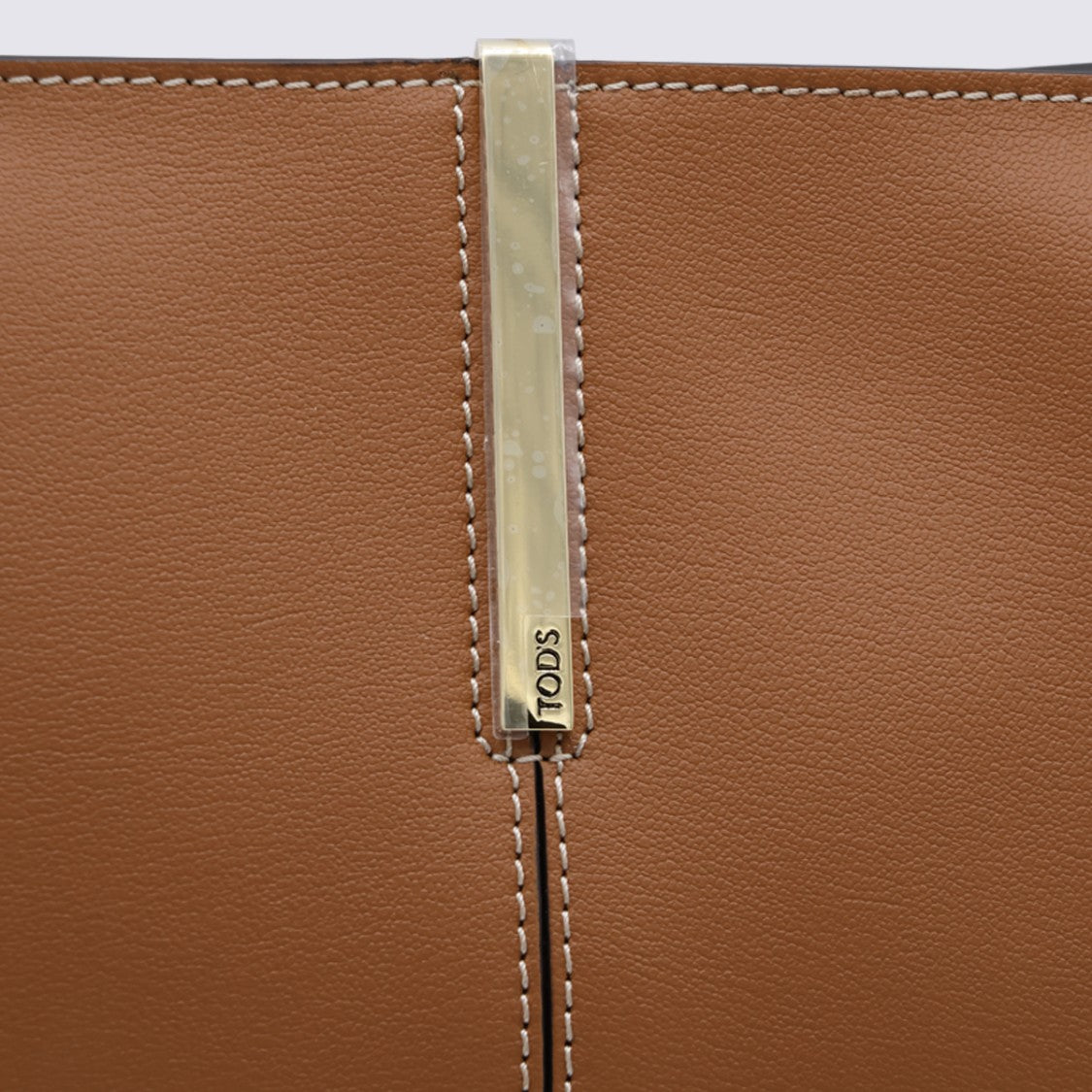 Tod's Structured Tote Bag In Smooth Tan Leather